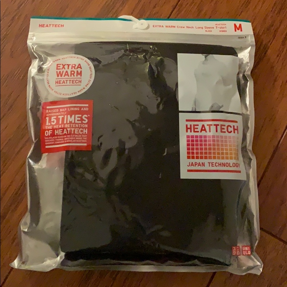 Uniqlo extra warm crew neck